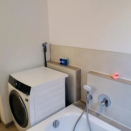 Neubauferienwohnung Ankerplatz 公寓
