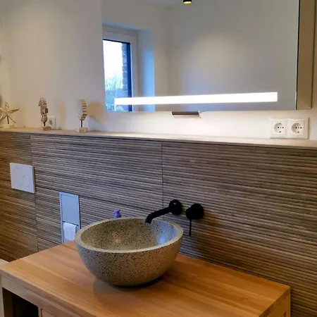 Neubauferienwohnung Ankerplatz *