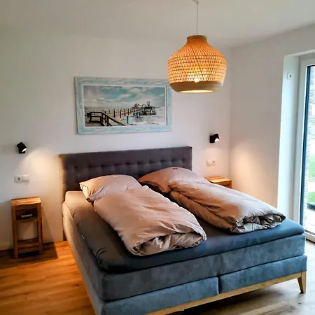 Neubauferienwohnung Ankerplatz 公寓 *